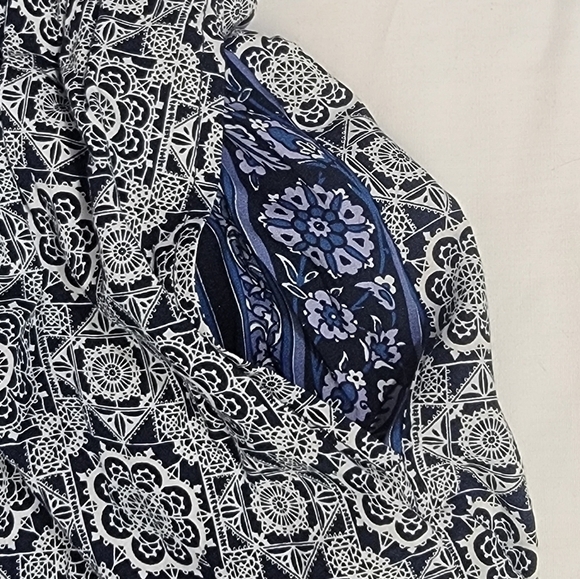 ONE THE LAND Hold Your Breathe Romper Women's Size Medium Floral Long Sleeve - Picture 13 of 14